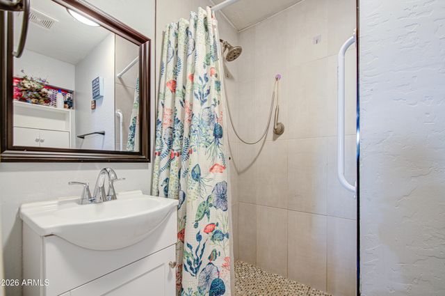 1901 E ENCINAS Lane, Phoenix, AZ 85040