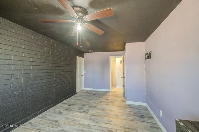 1901 E ENCINAS Lane, Phoenix, AZ 85040