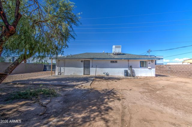 1901 E ENCINAS Lane, Phoenix, AZ 85040