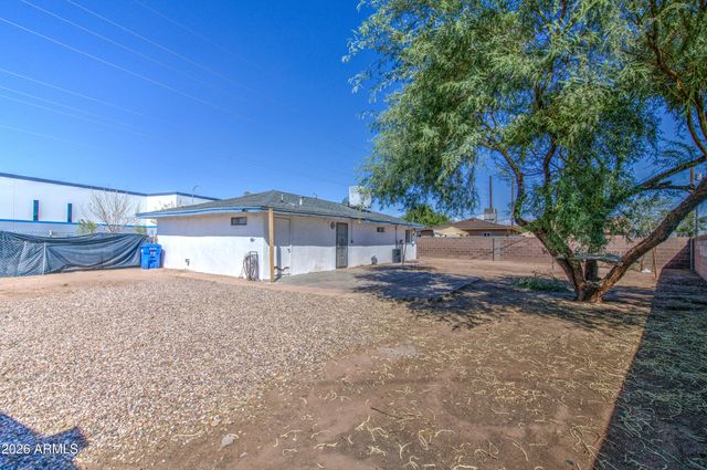 1901 E ENCINAS Lane, Phoenix, AZ 85040