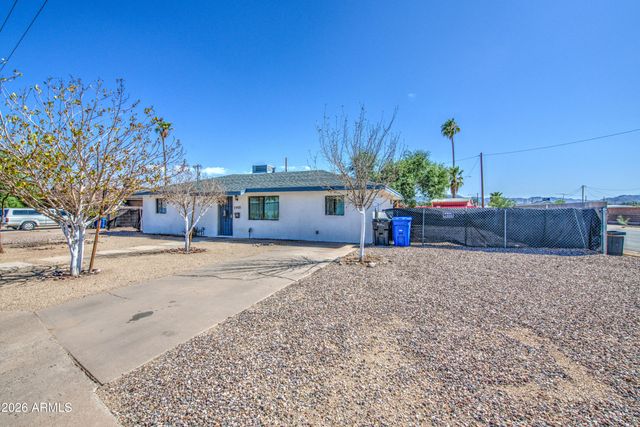 1901 E ENCINAS Lane, Phoenix, AZ 85040