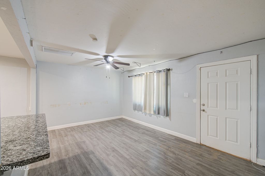 1901 E ENCINAS Lane, Phoenix, AZ 85040 — photo 5