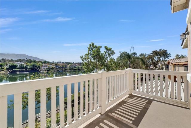 10156 Beachcomber Street, Moreno Valley, CA 92557