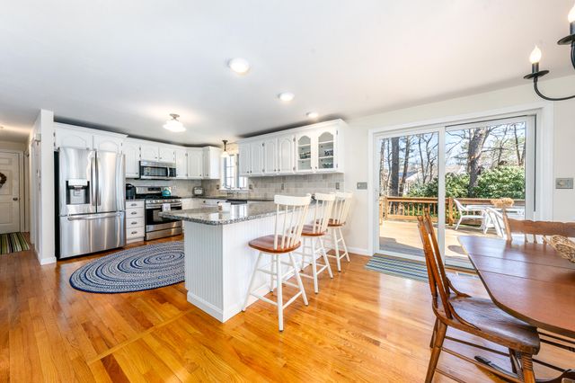 42 Eventide Lane, Hyannis, MA 02601