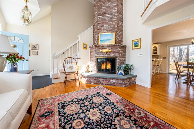 42 Eventide Lane, Hyannis, MA 02601