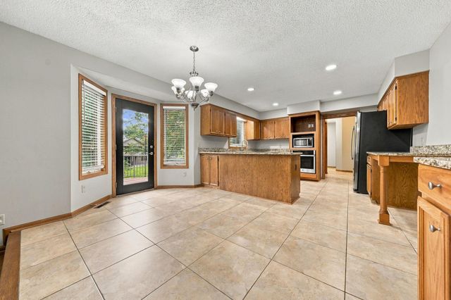 13610 Georgia Drive, Apple Valley, MN 55124