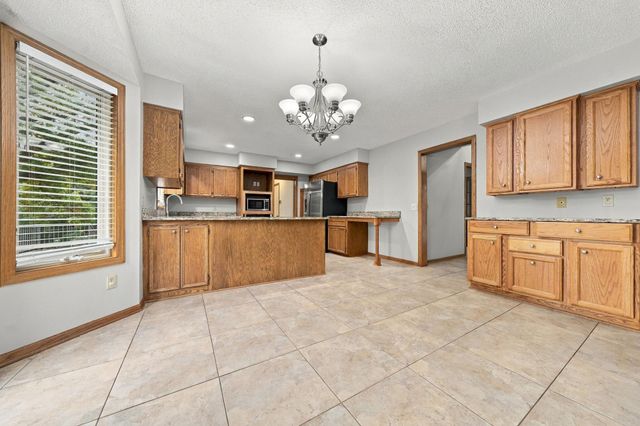 13610 Georgia Drive, Apple Valley, MN 55124
