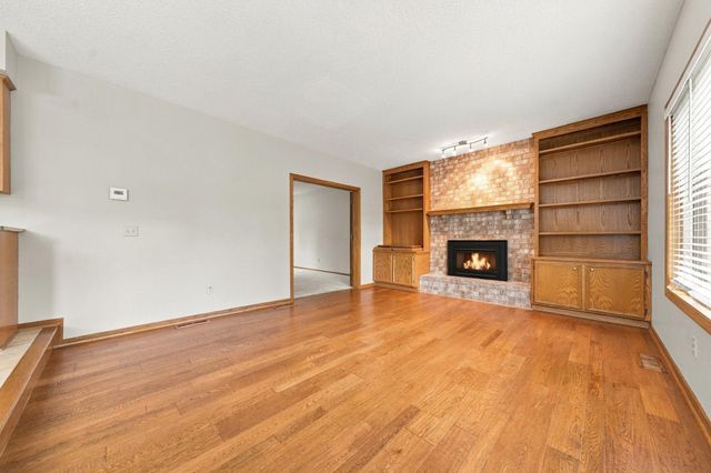 13610 Georgia Drive, Apple Valley, MN 55124