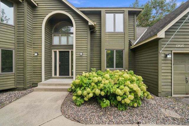 13610 Georgia Drive, Apple Valley, MN 55124