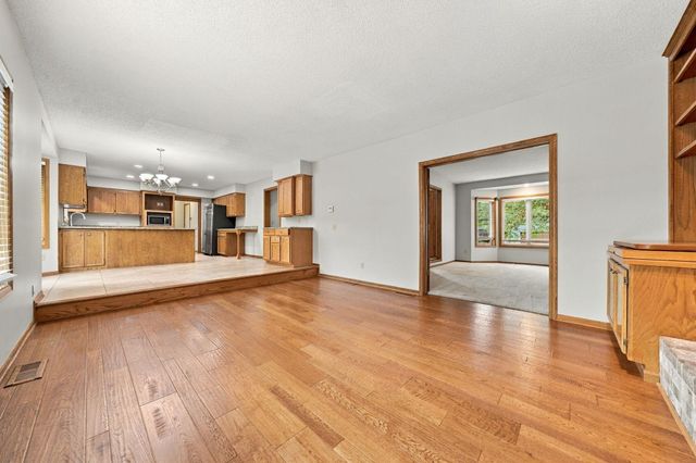 13610 Georgia Drive, Apple Valley, MN 55124