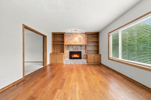 13610 Georgia Drive, Apple Valley, MN 55124