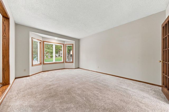 13610 Georgia Drive, Apple Valley, MN 55124