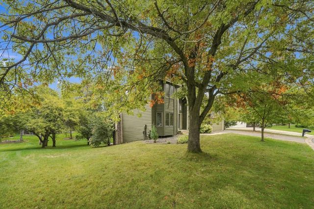 13610 Georgia Drive, Apple Valley, MN 55124