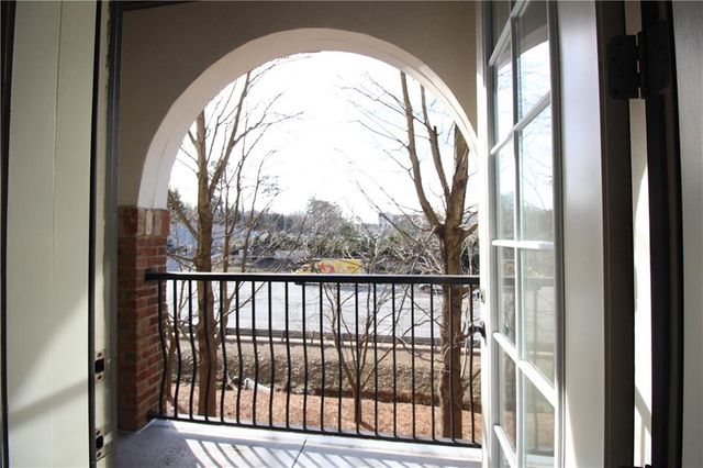 901 Abernathy NE Road 2220, Atlanta, GA 30328