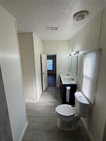 9017 Taub Road I, Houston, TX 77064