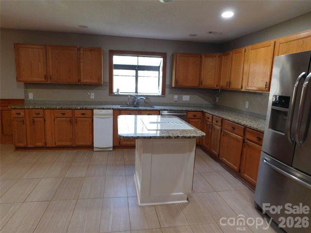 5314 Brookwood Court, Waxhaw, NC 28173