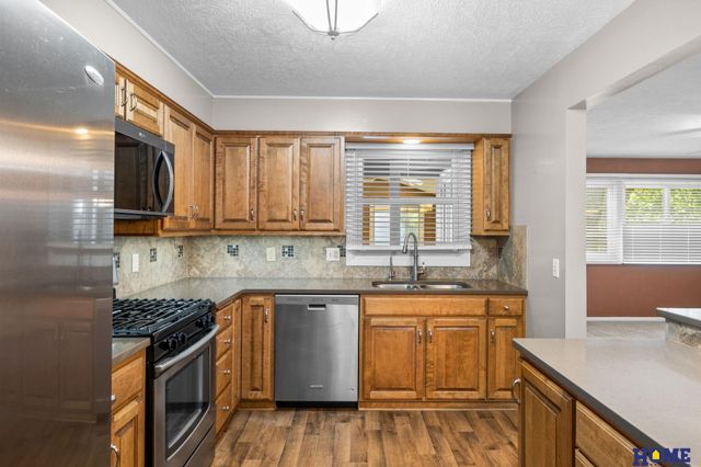 1608 Devoe Drive, Lincoln, NE 68506