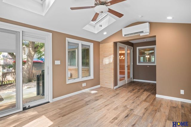 1608 Devoe Drive, Lincoln, NE 68506