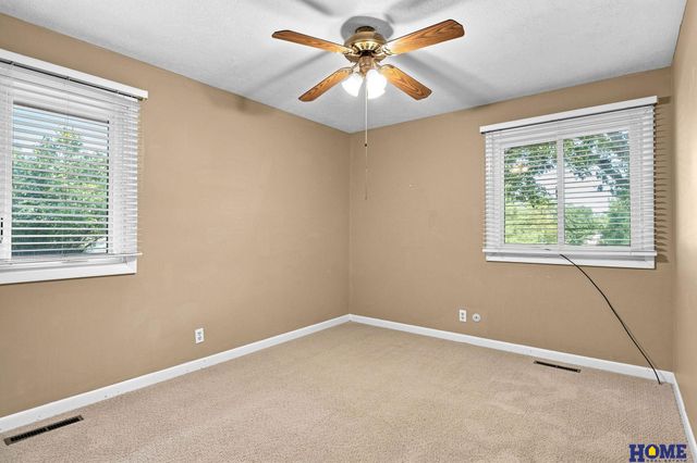 1608 Devoe Drive, Lincoln, NE 68506