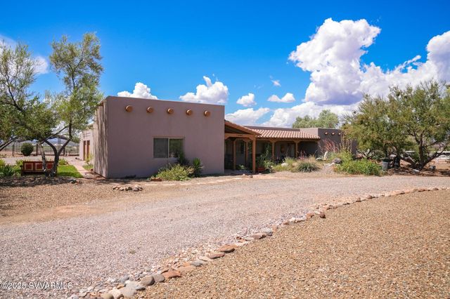 10465 E CREEKVIEW Drive, Cornville, AZ 86325