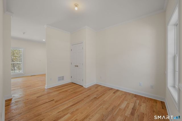 4 Jans Way, Guilford, CT 06437