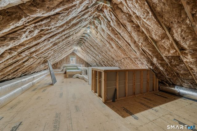 4 Jans Way, Guilford, CT 06437