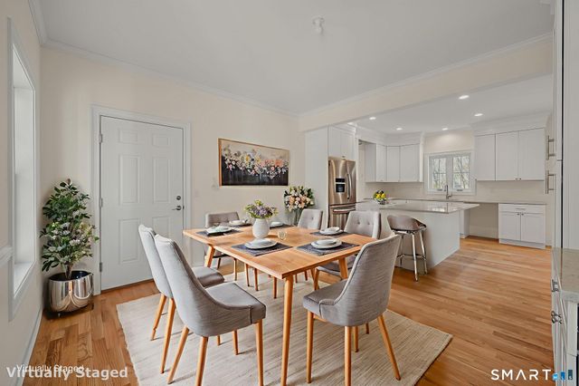 4 Jans Way, Guilford, CT 06437