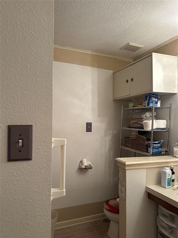 4060 Dubuque Parkway, Iowa Colony, TX 77583