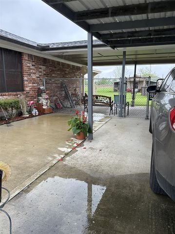 4060 Dubuque Parkway, Iowa Colony, TX 77583