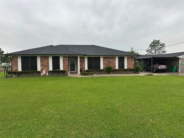 4060 Dubuque Parkway, Iowa Colony, TX 77583