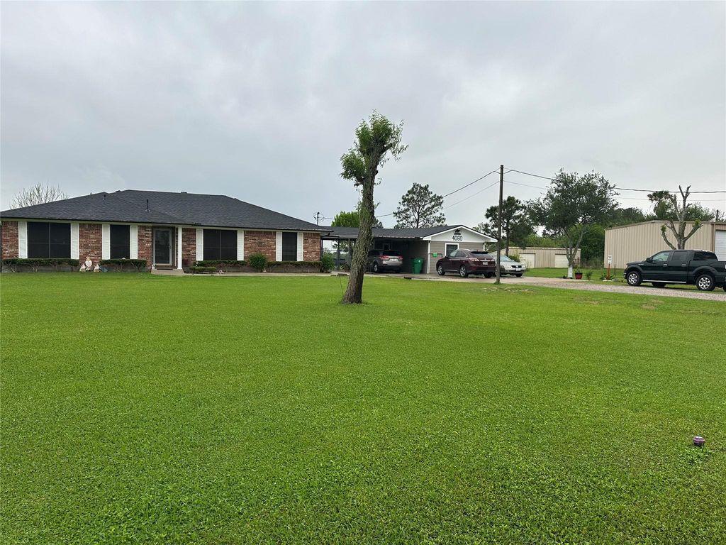 4060 Dubuque Parkway, Iowa Colony, TX 77583