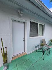 445 NW 125th St 2, North Miami, FL 33168