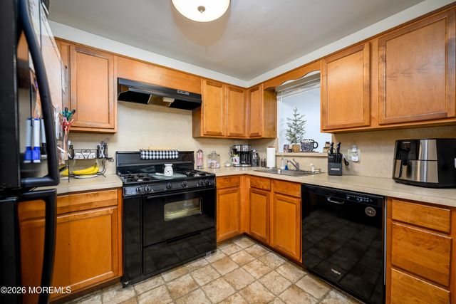 3 Colorado Drive, Jackson, NJ 08527