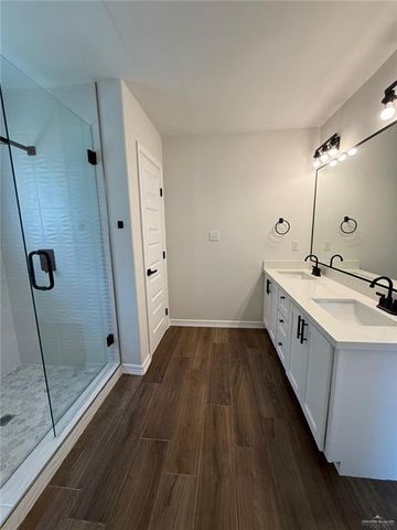 1227 S Standard Avenue, San Juan, TX 78589