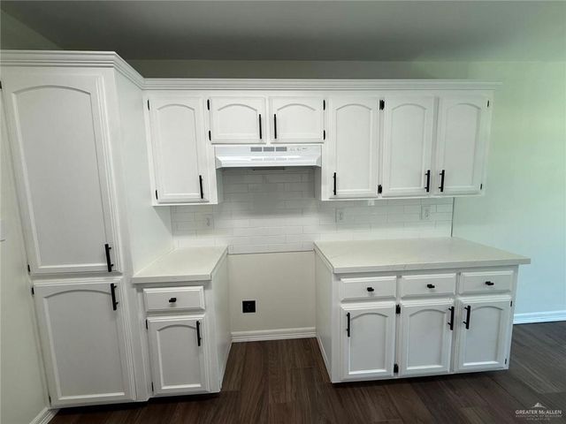 1227 S Standard Avenue, San Juan, TX 78589