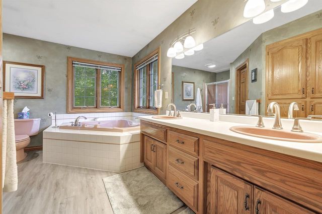 250 WINDWARD ROAD, Green Bay, WI 54302