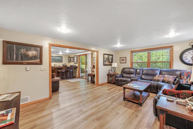 250 WINDWARD ROAD, Green Bay, WI 54302