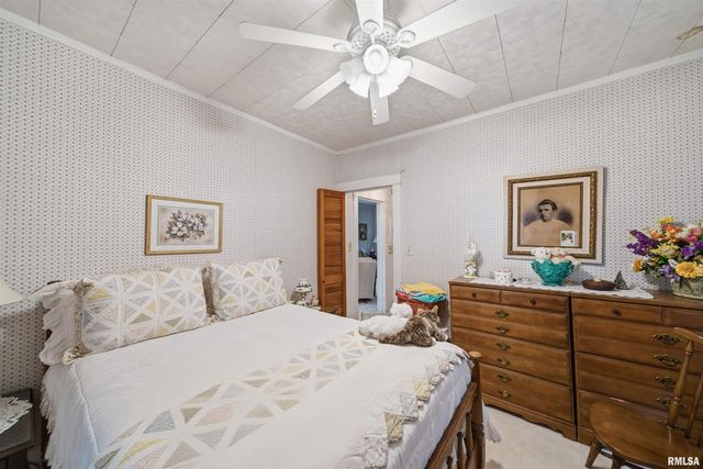 4212 N PROSPECT Road, Peoria, IL 61614