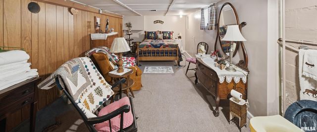 4212 N PROSPECT Road, Peoria, IL 61614