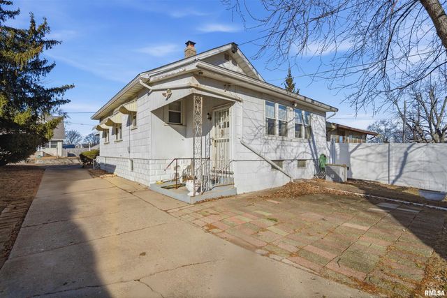 4212 N PROSPECT Road, Peoria, IL 61614