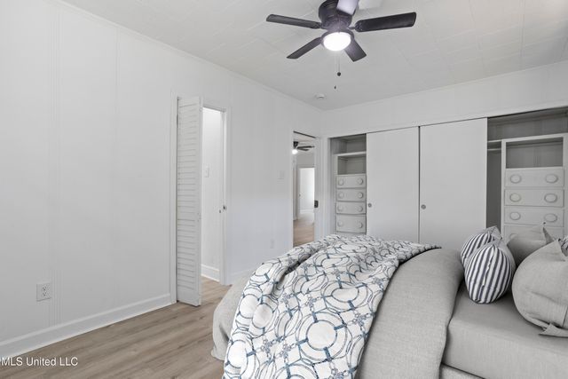 1050 Frank P Corso, Biloxi, MS 39530