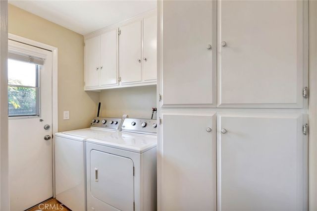 15392 Hanover Lane, Huntington Beach, CA 92647