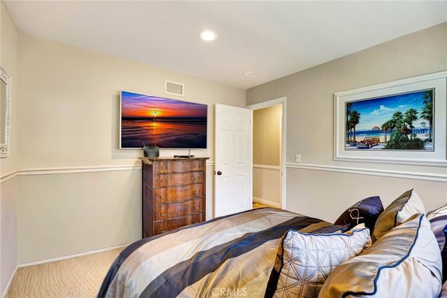 15392 Hanover Lane, Huntington Beach, CA 92647