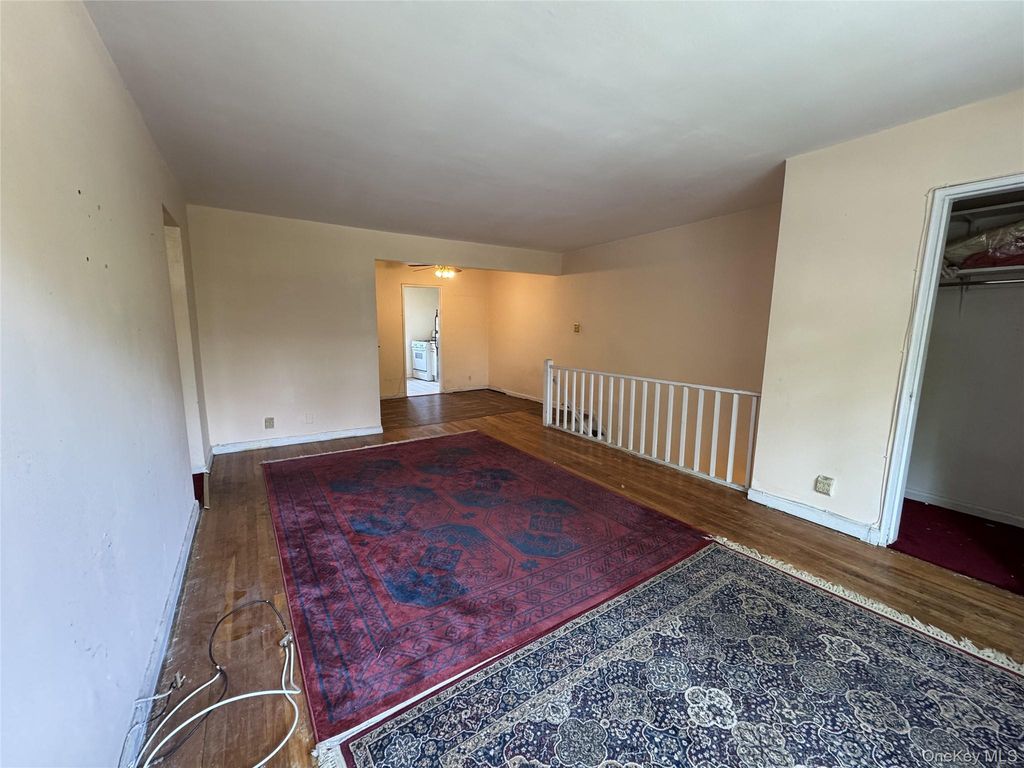 150-33 Jewel Avenue 303B, Flushing, NY 11367 — photo 2