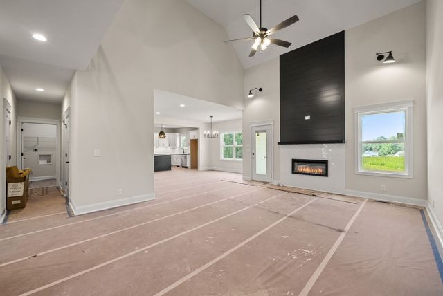 1620 Parchman Rd, Clarksville, TN 37040