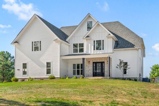 1620 Parchman Rd, Clarksville, TN 37040