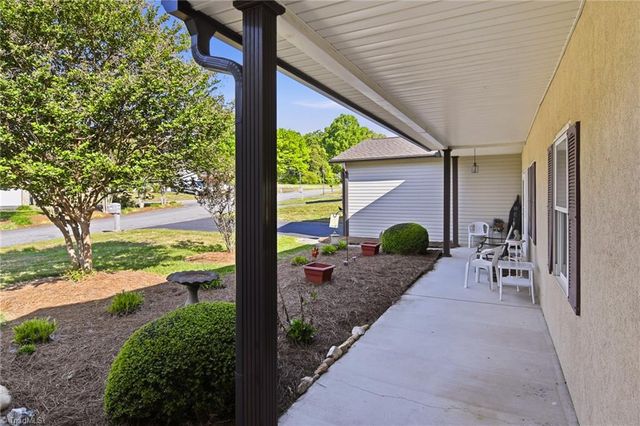 1111 Eaton Place Court, Yadkinville, NC 27055