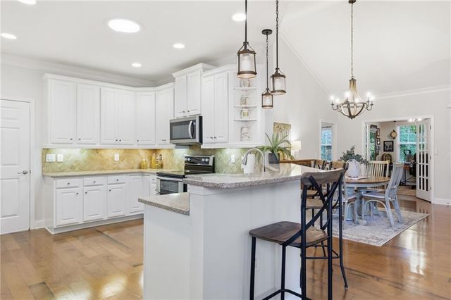 2637 Grapevine Circle 702, Cumming, GA 30041