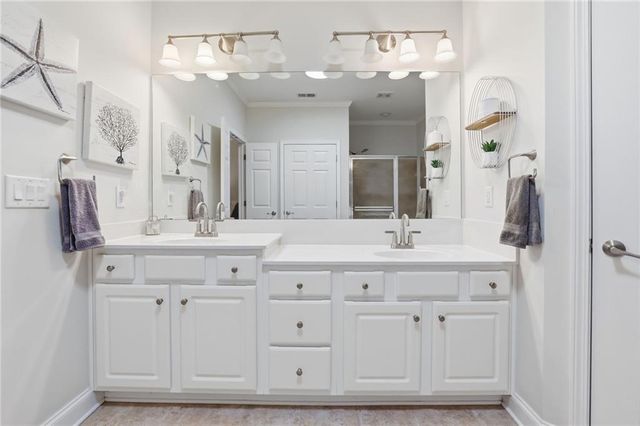 2637 Grapevine Circle 702, Cumming, GA 30041