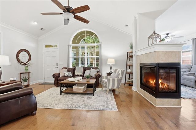 2637 Grapevine Circle 702, Cumming, GA 30041